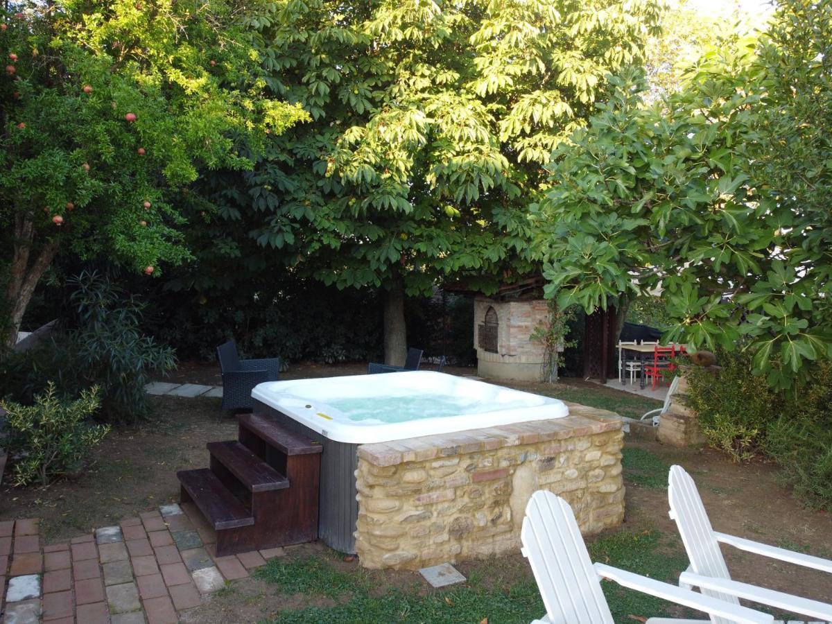 Agriturismo Corte Decia Saludecio Eksteriør billede