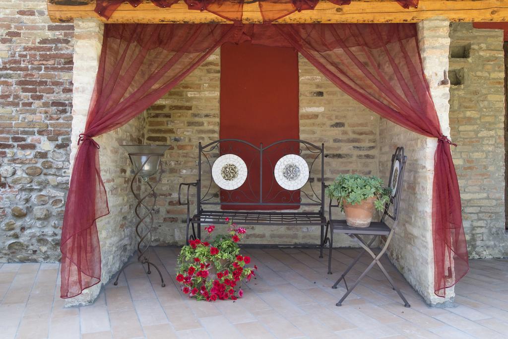 Agriturismo Corte Decia Saludecio Eksteriør billede